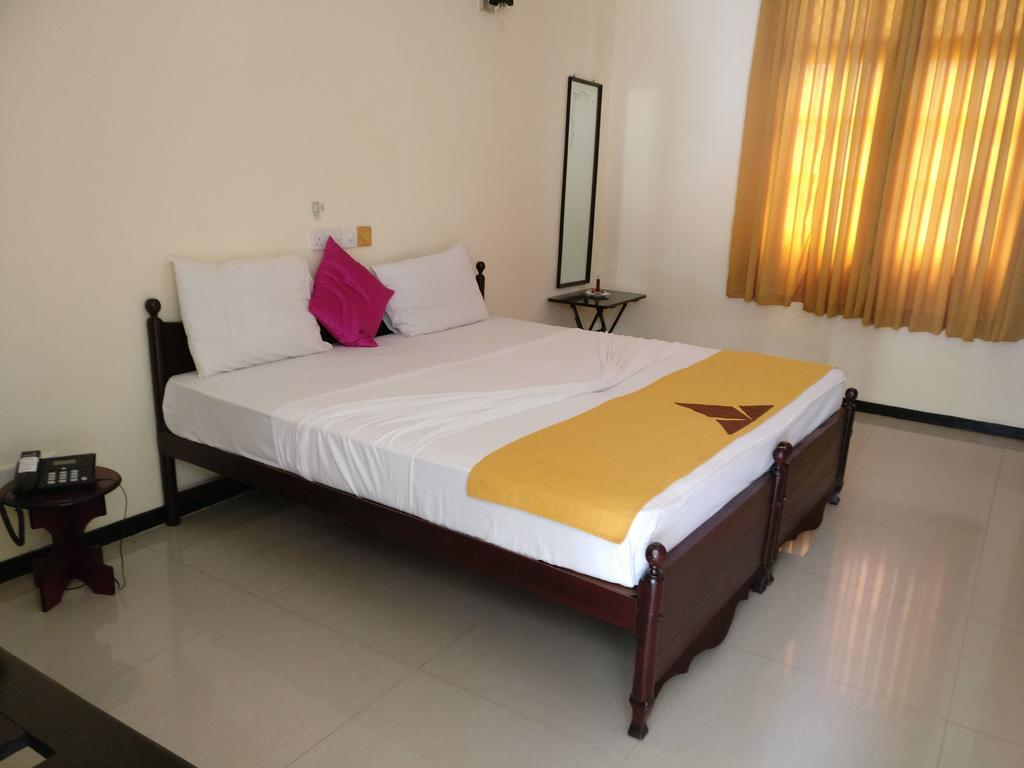 Jayasinghe Holiday Resort Kataragama Exterior photo